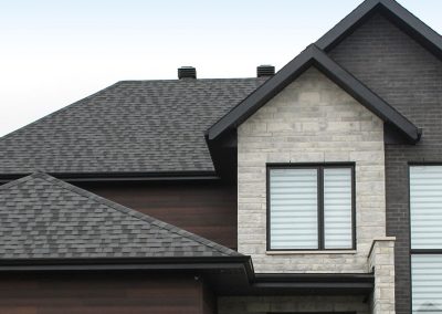 Projets et réalisations en toiture de bardeau asphalte dans Lanaudière, Laurentides, Repentigny, St-Jérôme, Joliette, Terrebonne, Laval, Rive-Nord de Montreal, ... / Couvreur Repentigny situé dans Lanaudière