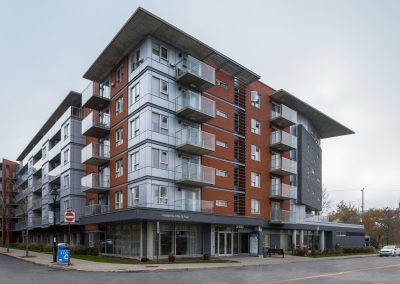 Projets et réalisations en toiture de bardeau asphalte dans Lanaudière, Laurentides, Repentigny, St-Jérôme, Joliette, Terrebonne, Laval, Rive-Nord de Montreal, ... / Couvreur Repentigny situé dans Lanaudière