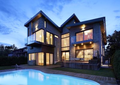 Projets et réalisations en toiture de bardeau asphalte dans Lanaudière, Laurentides, Repentigny, St-Jérôme, Joliette, Terrebonne, Laval, Rive-Nord de Montreal, ... / Couvreur Repentigny situé dans Lanaudière